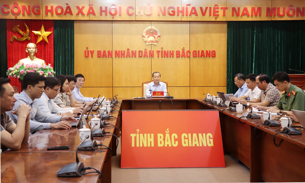 Thủ tướng Phạm Minh Chính chỉ đạo "3 tăng cường, 5 đẩy mạnh" trong chuyển đổi số