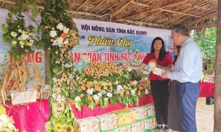 Hội Nông dân tỉnh Bắc Giang tham gia "Phiên chợ nông sản an toàn tỉnh Bắc Ninh"
