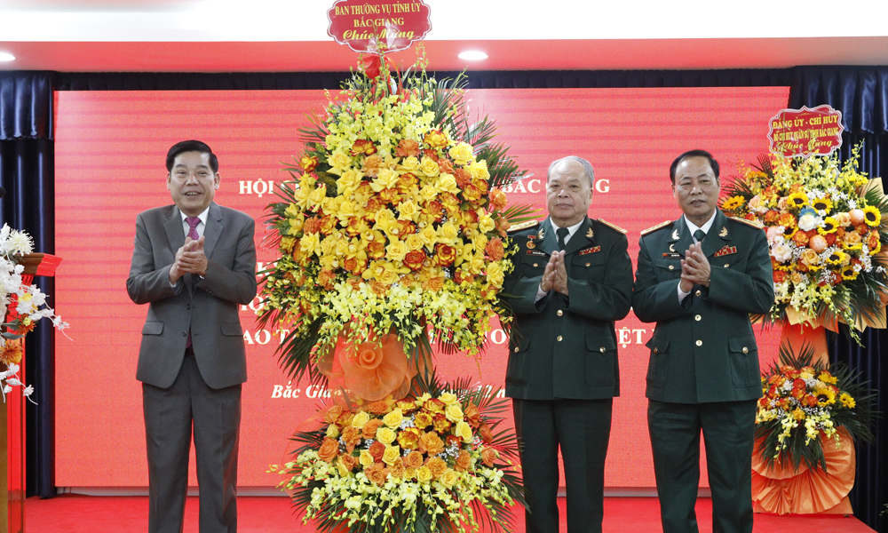  Bắc Giang: Gặp mặt kỷ niệm 35 năm Ngày thành lập Hội Cựu chiến binh Việt Nam 6/12