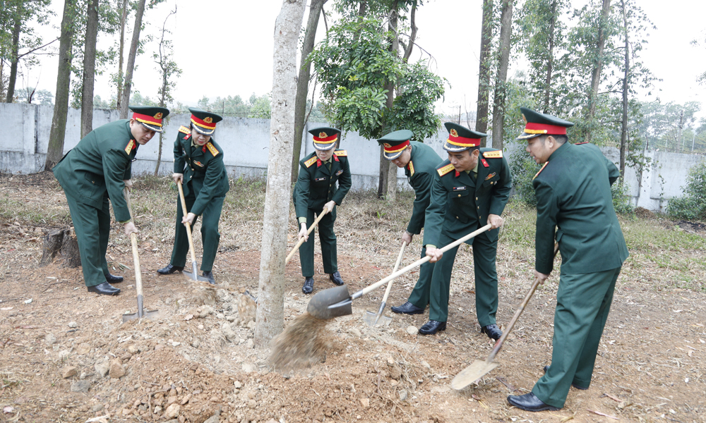  Bộ CHQS tỉnh Bắc Giang phát động trồng hơn 20 nghìn cây xanh