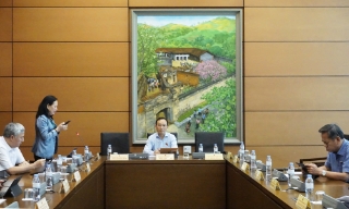 Đoàn đại biểu Quốc hội tỉnh Bắc Giang thảo luận các dự thảo luật, nghị quyết 