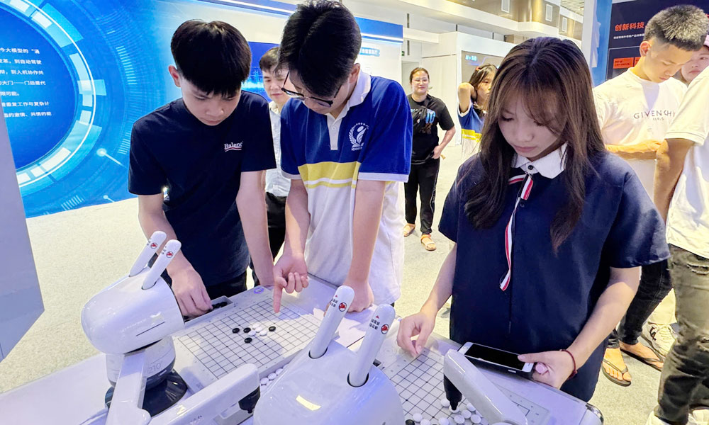  ICOSCHOOL tổ chức cho học sinh trải nghiệm tại Trung Quốc