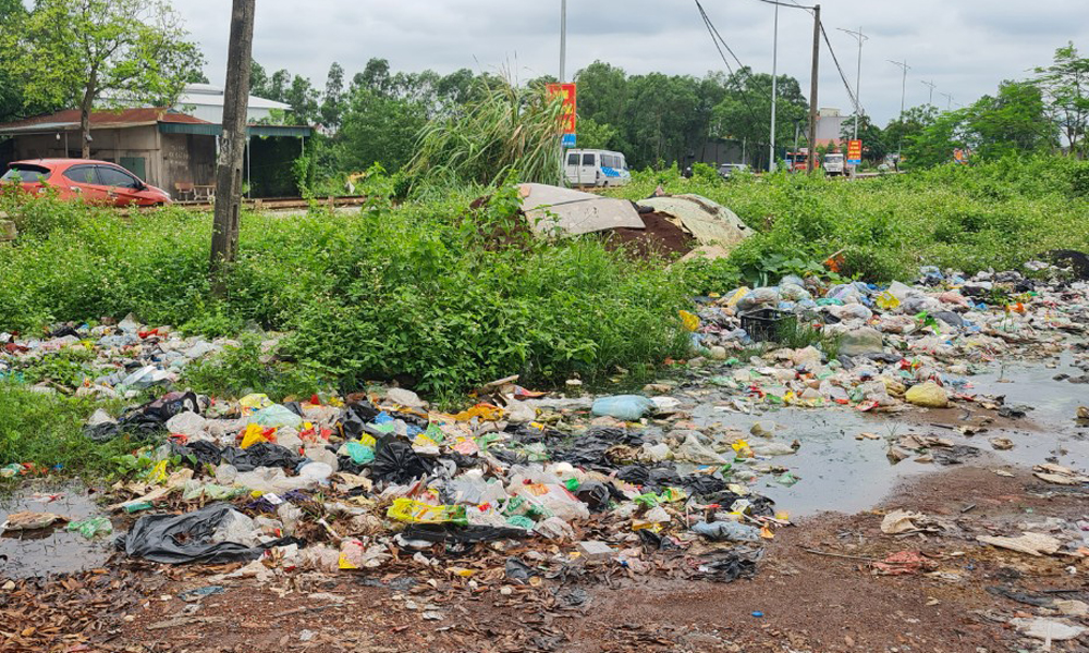 Những bãi rác tự phát gây ô nhiễm