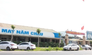 Cháy nhà xưởng khoảng 1.000 m2 ở Công ty cổ phần May Năm Châu
