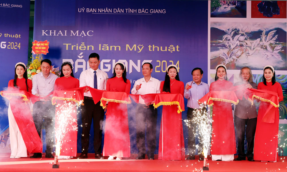  Khai mạc triển lãm và trao giải mỹ thuật Bắc Giang năm 2024