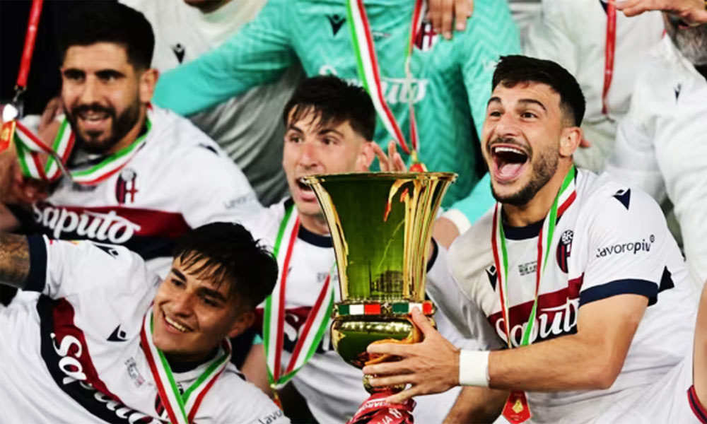  Bologna vô địch Cúp quốc gia Italy