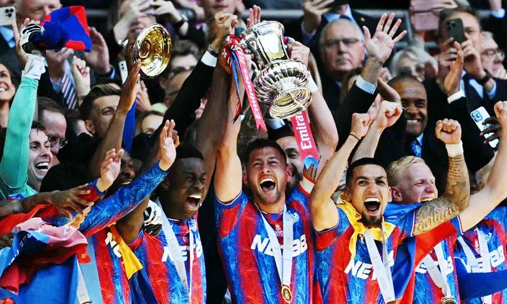 Crystal Palace lần đầu vô địch FA Cup