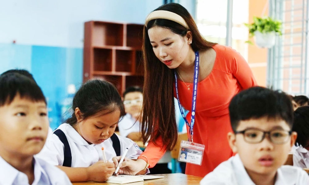  Cả nước còn hơn 60.000 biên chế giáo viên chưa được tuyển dụng
