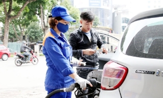 Hai mặt hàng xăng cùng giảm nhẹ, mặt hàng RON95-III về ngưỡng 19.500 đồng