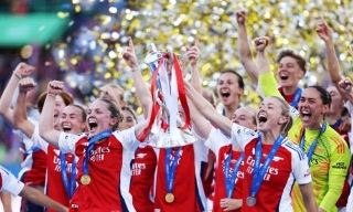 Arsenal giành Champions League bóng đá nữ