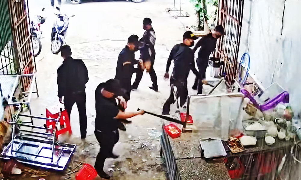  Bắt nhóm người xông vào đập phá quán phở ở Đắk Lắk