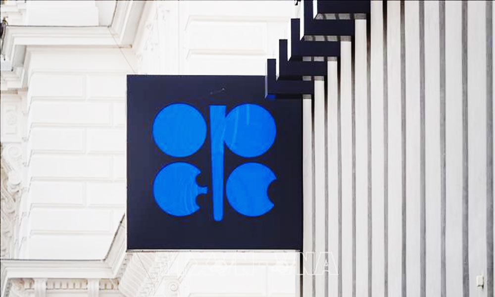  OPEC+ bất ngờ đổi lịch họp quyết định mức sản lượng dầu 