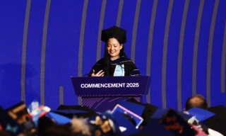 Nữ phi hành gia Amanda Nguyễn truyền cảm hứng cho tân cử nhân Fulbright Việt Nam