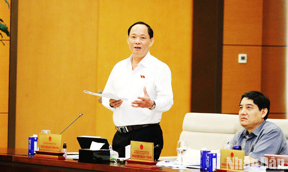  Cấm ép buộc người học tham gia học thêm dưới mọi hình thức