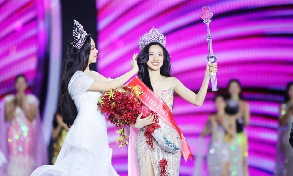  Hà Trúc Linh đăng quang Hoa hậu Việt Nam