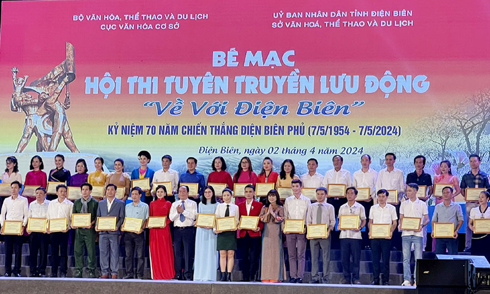 Bắc Giang giành 1 HCV, 2 HCB tại hội thi tuyên truyền lưu động “Về với Điện Biên”