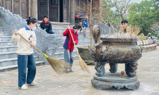 Bắc Giang: Nhiều hoạt động tình nguyện của thanh niên hỗ trợ tổ chức Tuần Văn hóa - Du lịch