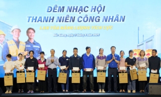 Sôi nổi đêm nhạc hội “Thanh niên công nhân - Lan tỏa năng lượng tích cực” tại Bắc Giang 